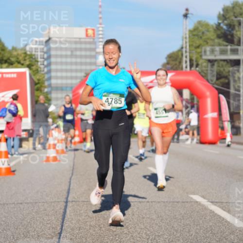 07.09.2025 - BARMER Alsterlauf Yannick Fuchs http://msf.ph/oto/8761789 07.09.2025 09:40:50 Laufen 4785 meine-sportfotos.de