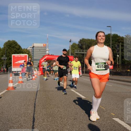 07.09.2025 - BARMER Alsterlauf Yannick Fuchs http://msf.ph/oto/8761893 07.09.2025 09:40:52 Laufen 4551 meine-sportfotos.de