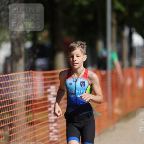 07.09.2025 - 19. Norderstedt Triathlon Michael Strokosch http://msf.ph/oto/8761899 07.09.2025 11:15:08 Laufen 98 meine-sportfotos.de