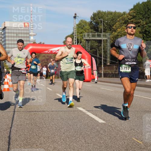 07.09.2025 - BARMER Alsterlauf Yannick Fuchs http://msf.ph/oto/8761945 07.09.2025 09:40:54 Laufen 840, 2, 95, 6249, 5208, 5592, 76, 5757 meine-sportfotos.de