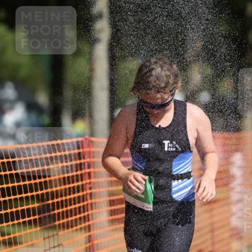 07.09.2025 - 19. Norderstedt Triathlon Michael Strokosch http://msf.ph/oto/8762129 07.09.2025 11:15:35 Laufen 122 meine-sportfotos.de