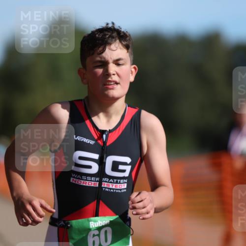 07.09.2025 - 19. Norderstedt Triathlon Michael Strokosch http://msf.ph/oto/8762228 07.09.2025 10:46:33 Laufen 60, 1112 meine-sportfotos.de