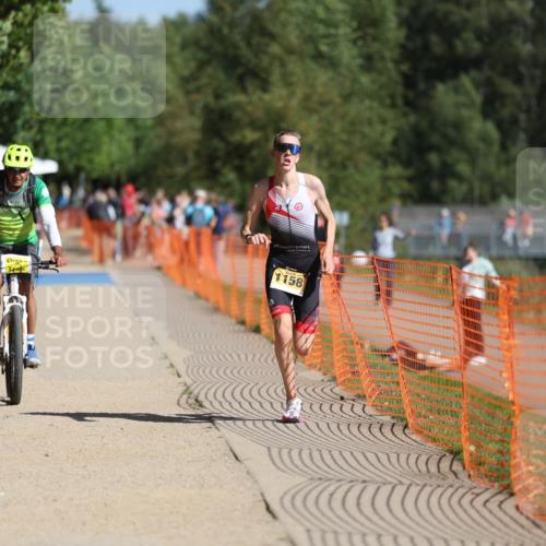 07.09.2025 - 19. Norderstedt Triathlon Michael Strokosch http://msf.ph/oto/8762506 07.09.2025 11:28:11 Laufen 1158 meine-sportfotos.de