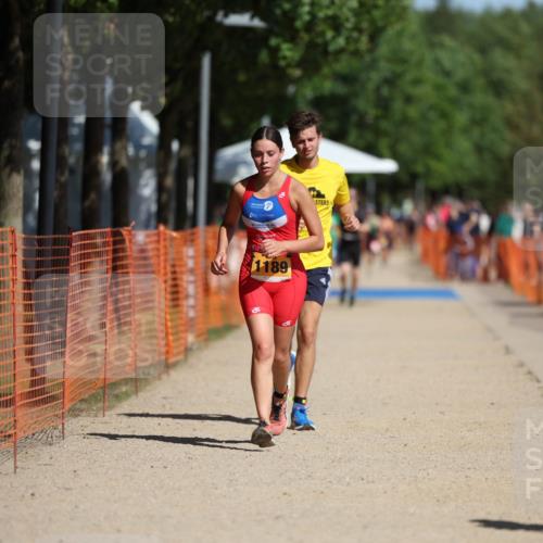 07.09.2025 - 19. Norderstedt Triathlon Michael Strokosch http://msf.ph/oto/8762657 07.09.2025 12:09:15 Laufen 228, 849, 1189 meine-sportfotos.de