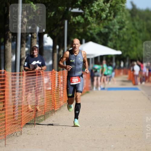 07.09.2025 - 19. Norderstedt Triathlon Michael Strokosch http://msf.ph/oto/8762666 07.09.2025 11:28:34 Laufen 225 meine-sportfotos.de