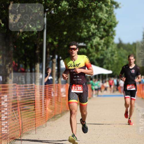 07.09.2025 - 19. Norderstedt Triathlon Michael Strokosch http://msf.ph/oto/8762976 07.09.2025 11:29:24 Laufen 1335, 1355 meine-sportfotos.de