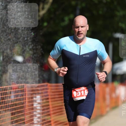 07.09.2025 - 19. Norderstedt Triathlon Michael Strokosch http://msf.ph/oto/8763095 07.09.2025 12:09:53 Laufen 860, 1153, 1319 meine-sportfotos.de
