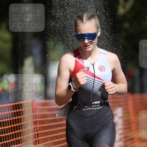 07.09.2025 - 19. Norderstedt Triathlon Michael Strokosch http://msf.ph/oto/8763248 07.09.2025 12:10:01 Laufen 860, 1153, 1197 meine-sportfotos.de