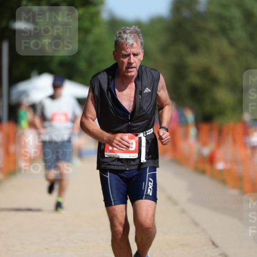 07.09.2025 - 19. Norderstedt Triathlon Michael Strokosch http://msf.ph/oto/8763444 07.09.2025 12:10:17 Laufen 826, 1164, 1279 meine-sportfotos.de