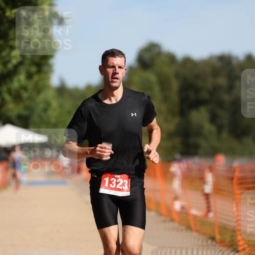 07.09.2025 - 19. Norderstedt Triathlon Michael Strokosch http://msf.ph/oto/8763476 07.09.2025 11:30:12 Laufen 844, 1323 meine-sportfotos.de