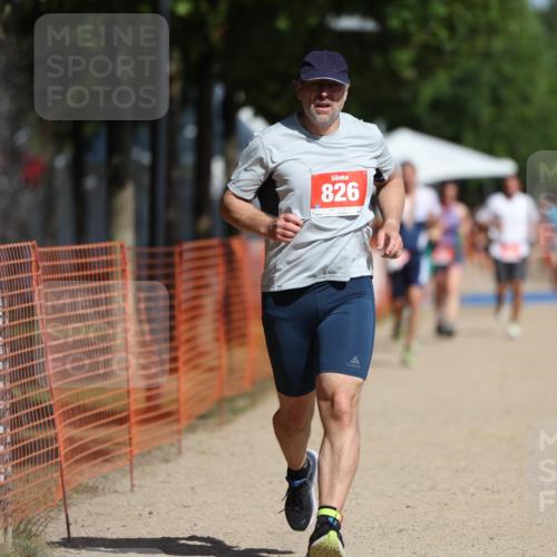 07.09.2025 - 19. Norderstedt Triathlon Michael Strokosch http://msf.ph/oto/8763492 07.09.2025 12:10:21 Laufen 826, 1279 meine-sportfotos.de