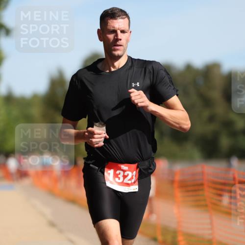 07.09.2025 - 19. Norderstedt Triathlon Michael Strokosch http://msf.ph/oto/8763499 07.09.2025 11:30:13 Laufen 844, 1323 meine-sportfotos.de