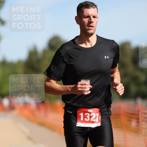 07.09.2025 - 19. Norderstedt Triathlon Michael Strokosch http://msf.ph/oto/8763511 07.09.2025 11:30:13 Laufen 844, 1323 meine-sportfotos.de