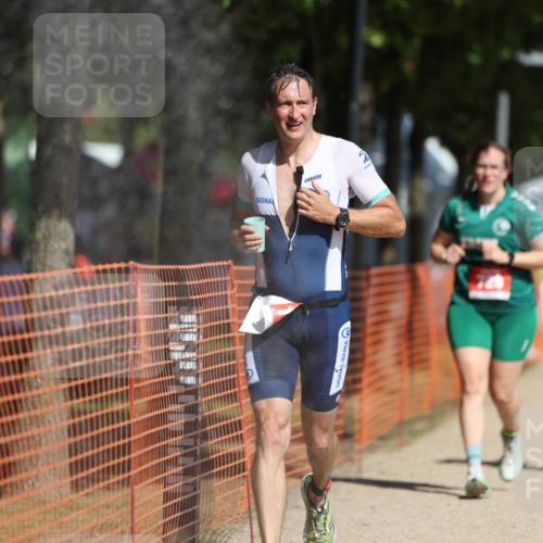 07.09.2025 - 19. Norderstedt Triathlon Michael Strokosch http://msf.ph/oto/8763538 07.09.2025 12:10:29 Laufen 720, 763, 782, 1363 meine-sportfotos.de