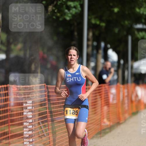 07.09.2025 - 19. Norderstedt Triathlon Michael Strokosch http://msf.ph/oto/8763607 07.09.2025 11:30:21 Laufen 1185 meine-sportfotos.de