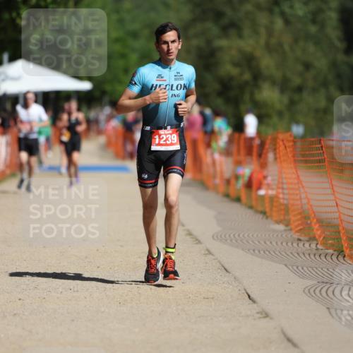 07.09.2025 - 19. Norderstedt Triathlon Michael Strokosch http://msf.ph/oto/8763611 07.09.2025 12:10:37 Laufen 763, 1239 meine-sportfotos.de