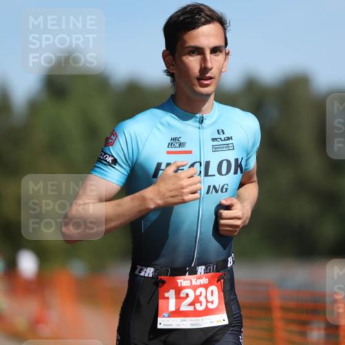 07.09.2025 - 19. Norderstedt Triathlon Michael Strokosch http://msf.ph/oto/8763670 07.09.2025 12:10:41 Laufen 300, 1239 meine-sportfotos.de
