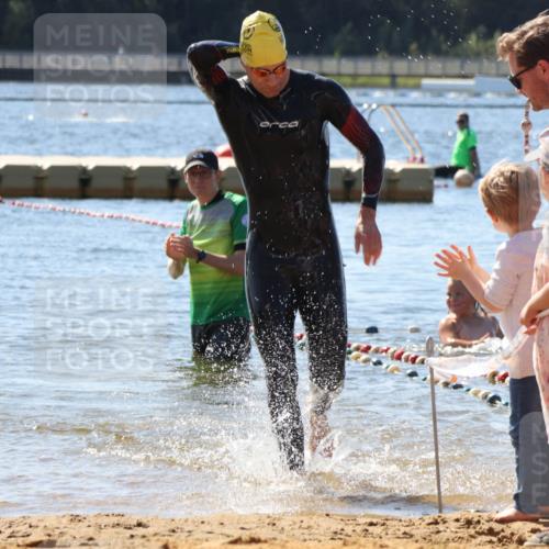 07.09.2025 - 19. Norderstedt Triathlon Luisa Fischer http://msf.ph/oto/8763750 07.09.2025 12:28:29 Schwimmen 1366 meine-sportfotos.de