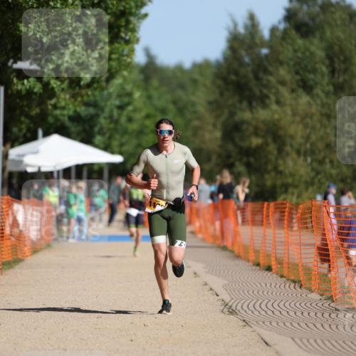 07.09.2025 - 19. Norderstedt Triathlon Michael Strokosch http://msf.ph/oto/8763781 07.09.2025 11:30:46 Laufen 1188 meine-sportfotos.de