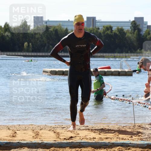07.09.2025 - 19. Norderstedt Triathlon Luisa Fischer http://msf.ph/oto/8763796 07.09.2025 12:28:31 Schwimmen 1366 meine-sportfotos.de