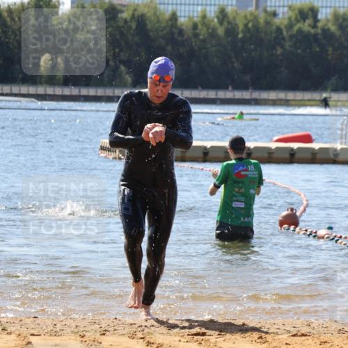 07.09.2025 - 19. Norderstedt Triathlon Luisa Fischer http://msf.ph/oto/8763839 07.09.2025 12:28:59 Schwimmen 698 meine-sportfotos.de