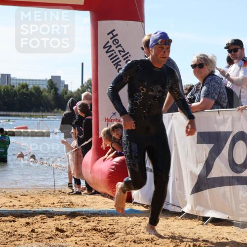 07.09.2025 - 19. Norderstedt Triathlon Luisa Fischer http://msf.ph/oto/8763881 07.09.2025 12:29:02 Schwimmen 698 meine-sportfotos.de