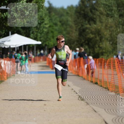 07.09.2025 - 19. Norderstedt Triathlon Michael Strokosch http://msf.ph/oto/8763953 07.09.2025 11:30:51 Laufen 1180, 1188 meine-sportfotos.de