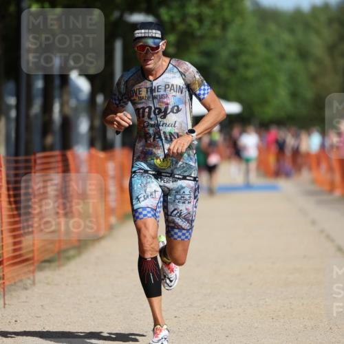 07.09.2025 - 19. Norderstedt Triathlon Michael Strokosch http://msf.ph/oto/8764020 07.09.2025 12:11:19 Laufen 729, 787 meine-sportfotos.de