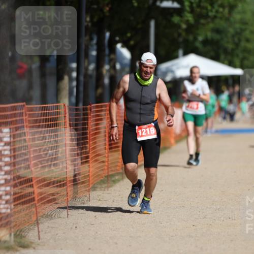 07.09.2025 - 19. Norderstedt Triathlon Michael Strokosch http://msf.ph/oto/8764069 07.09.2025 12:11:33 Laufen 719, 1219 meine-sportfotos.de