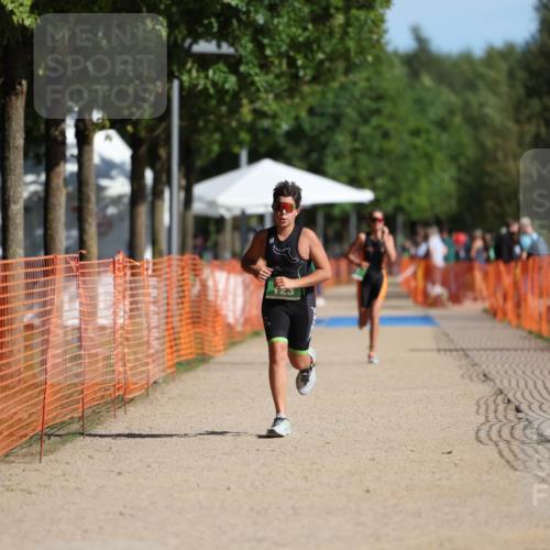 07.09.2025 - 19. Norderstedt Triathlon Michael Strokosch http://msf.ph/oto/8764156 07.09.2025 10:48:11 Laufen 123, 132, 1115 meine-sportfotos.de
