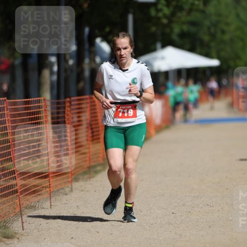 07.09.2025 - 19. Norderstedt Triathlon Michael Strokosch http://msf.ph/oto/8764185 07.09.2025 12:11:38 Laufen 281, 719, 1219 meine-sportfotos.de