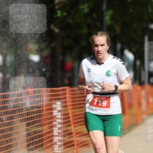 07.09.2025 - 19. Norderstedt Triathlon Michael Strokosch http://msf.ph/oto/8764197 07.09.2025 12:11:40 Laufen 281, 719, 1219 meine-sportfotos.de