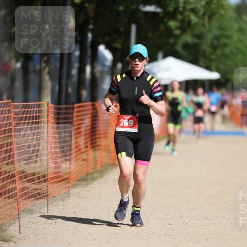 07.09.2025 - 19. Norderstedt Triathlon Michael Strokosch http://msf.ph/oto/8764303 07.09.2025 12:12:19 Laufen 299 meine-sportfotos.de