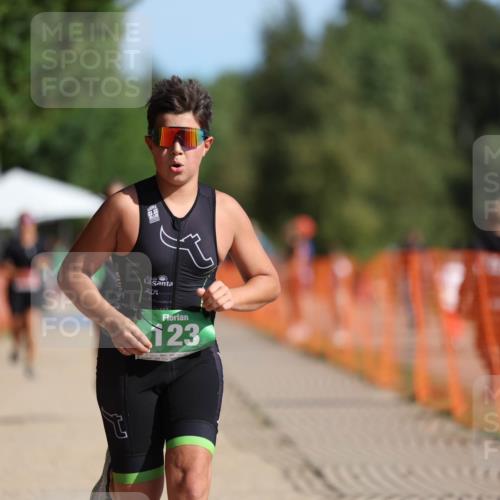 07.09.2025 - 19. Norderstedt Triathlon Michael Strokosch http://msf.ph/oto/8764332 07.09.2025 10:48:15 Laufen 91, 123, 132 meine-sportfotos.de