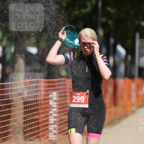 07.09.2025 - 19. Norderstedt Triathlon Michael Strokosch http://msf.ph/oto/8764351 07.09.2025 12:12:21 Laufen 299, 778 meine-sportfotos.de