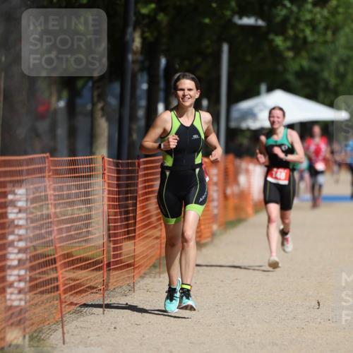 07.09.2025 - 19. Norderstedt Triathlon Michael Strokosch http://msf.ph/oto/8764403 07.09.2025 12:12:26 Laufen 148, 778 meine-sportfotos.de