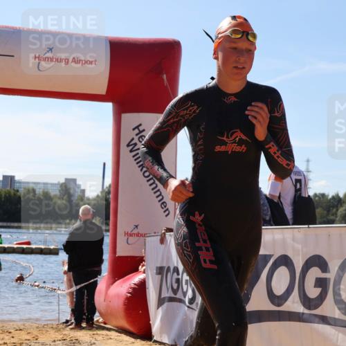 07.09.2025 - 19. Norderstedt Triathlon Luisa Fischer http://msf.ph/oto/8764422 07.09.2025 12:31:52 Schwimmen 346 meine-sportfotos.de