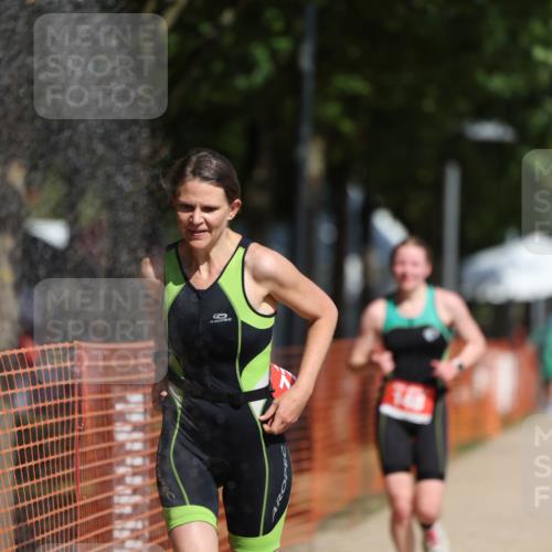 07.09.2025 - 19. Norderstedt Triathlon Michael Strokosch http://msf.ph/oto/8764451 07.09.2025 12:12:29 Laufen 148, 778 meine-sportfotos.de