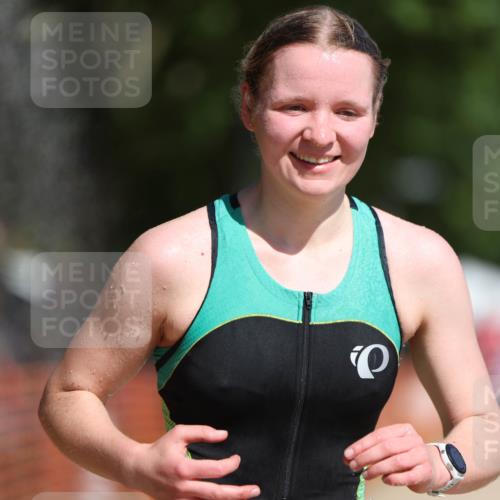 07.09.2025 - 19. Norderstedt Triathlon Michael Strokosch http://msf.ph/oto/8764573 07.09.2025 12:12:33 Laufen 148, 778 meine-sportfotos.de