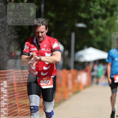 07.09.2025 - 19. Norderstedt Triathlon Michael Strokosch http://msf.ph/oto/8764610 07.09.2025 12:12:45 Laufen 136, 800, 846 meine-sportfotos.de