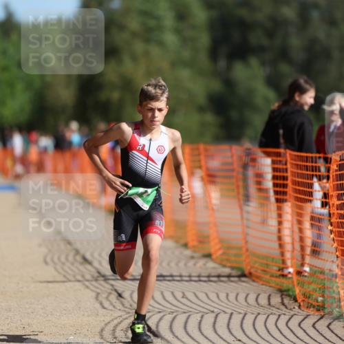07.09.2025 - 19. Norderstedt Triathlon Michael Strokosch http://msf.ph/oto/8764695 07.09.2025 10:48:35 Laufen 61 meine-sportfotos.de