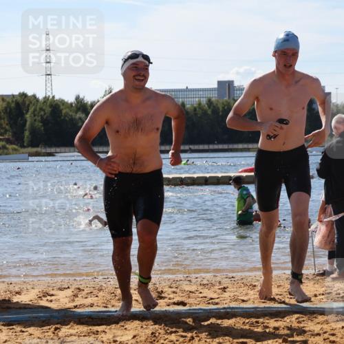 07.09.2025 - 19. Norderstedt Triathlon Luisa Fischer http://msf.ph/oto/8764707 07.09.2025 12:33:56 Schwimmen 232, 331, 799, 1299, 1354, 1389 meine-sportfotos.de
