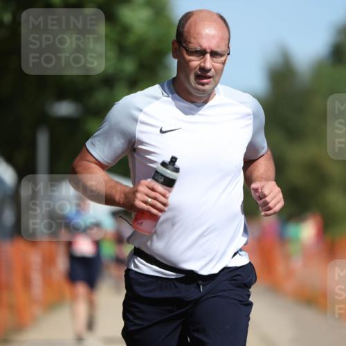 07.09.2025 - 19. Norderstedt Triathlon Michael Strokosch http://msf.ph/oto/8764831 07.09.2025 12:13:02 Laufen 286, 710, 861, 1308, 1367 meine-sportfotos.de