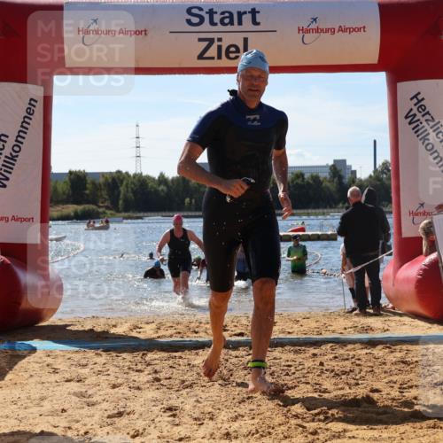 07.09.2025 - 19. Norderstedt Triathlon Luisa Fischer http://msf.ph/oto/8764842 07.09.2025 12:34:30 Schwimmen 211, 230, 1215, 1259 meine-sportfotos.de