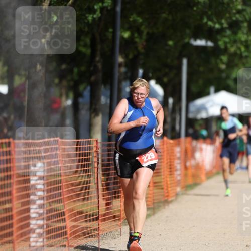 07.09.2025 - 19. Norderstedt Triathlon Michael Strokosch http://msf.ph/oto/8765023 07.09.2025 12:13:21 Laufen 184, 229, 267, 1190 meine-sportfotos.de