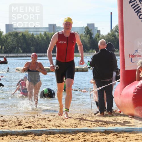07.09.2025 - 19. Norderstedt Triathlon Luisa Fischer http://msf.ph/oto/8765038 07.09.2025 12:34:49 Schwimmen 241, 310, 339, 805, 841, 855, 1356 meine-sportfotos.de