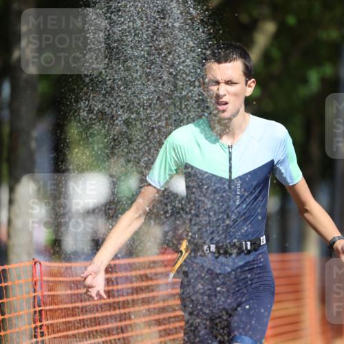 07.09.2025 - 19. Norderstedt Triathlon Michael Strokosch http://msf.ph/oto/8765098 07.09.2025 12:13:29 Laufen 765, 1161, 1182, 1190 meine-sportfotos.de