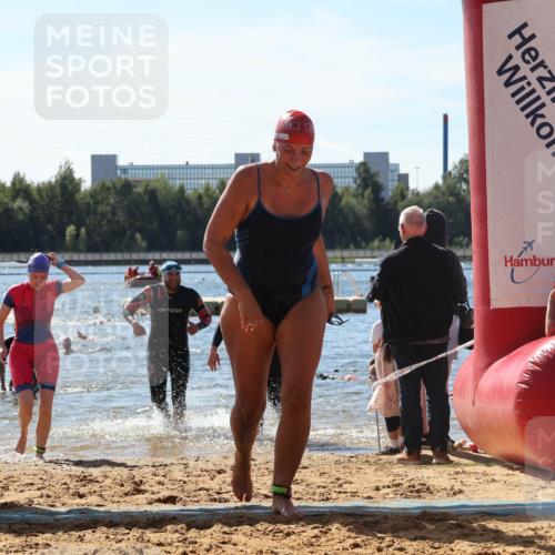 07.09.2025 - 19. Norderstedt Triathlon Luisa Fischer http://msf.ph/oto/8765131 07.09.2025 12:34:55 Schwimmen 242, 310, 318, 339, 344, 350, 805, 1356 meine-sportfotos.de
