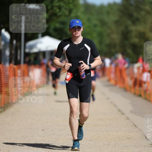 07.09.2025 - 19. Norderstedt Triathlon Michael Strokosch http://msf.ph/oto/8765211 07.09.2025 12:13:42 Laufen 306 meine-sportfotos.de