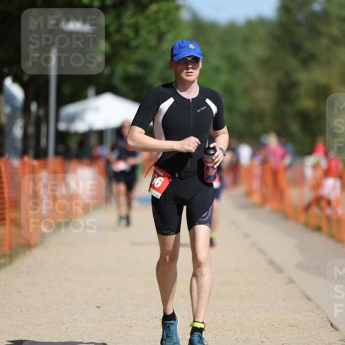07.09.2025 - 19. Norderstedt Triathlon Michael Strokosch http://msf.ph/oto/8765216 07.09.2025 12:13:42 Laufen 306 meine-sportfotos.de